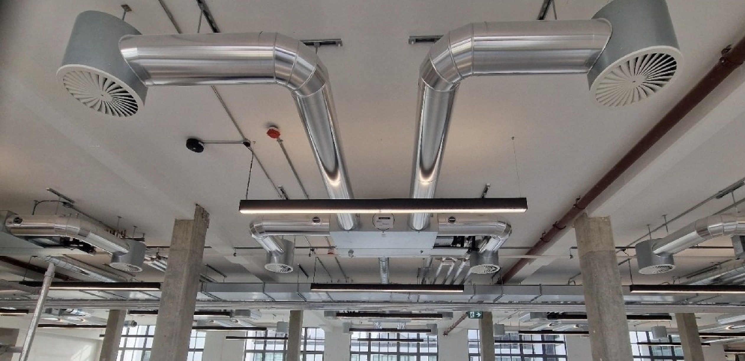 Mechanical services for commercial buildings in the UK